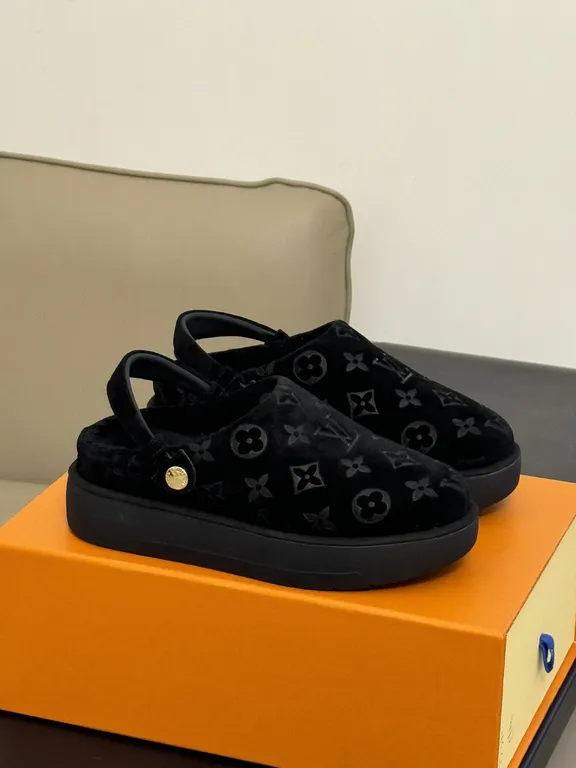 Louis Vuitton Shoe 